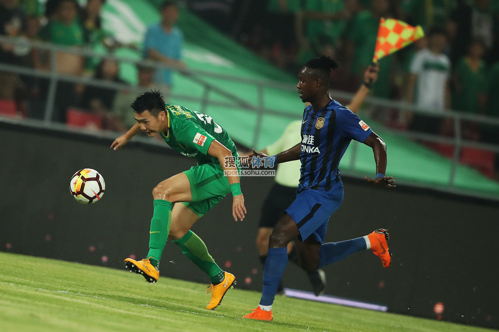 包含江苏苏宁vs北京中赫国安:争冠热力对决的词条 包含江苏苏宁vs北京中赫国安:争冠热力对决的词条