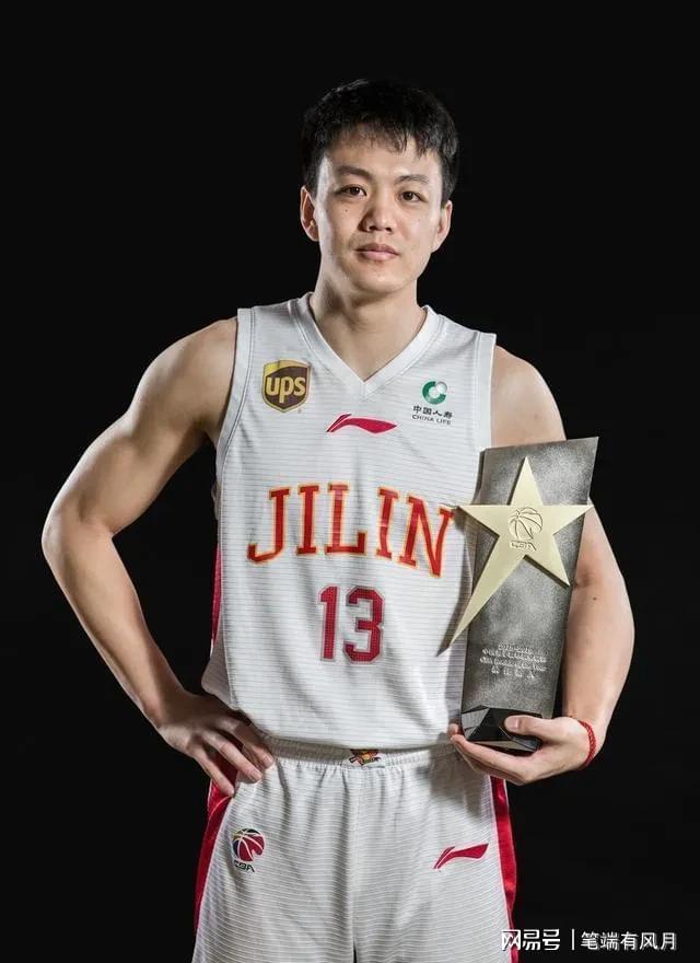 凭借一波吉林队,全国篮球锦标赛成功爆冷,现场全场沸腾的简单介绍 凭借一波吉林队,全国篮球锦标赛成功爆冷,现场全场沸腾的简单介绍