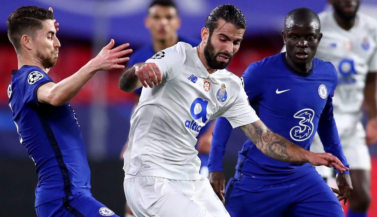 爱游戏官网-切尔西出局波尔图，神奇赛季残缺