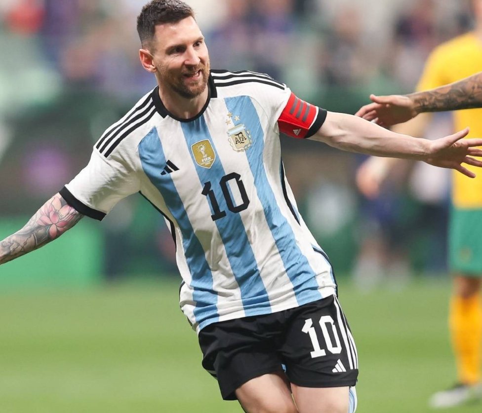 拜仁慕尼黑豪取七连胜,欧冠夺冠有望 拜仁慕尼黑豪取七连胜,欧冠夺冠有望