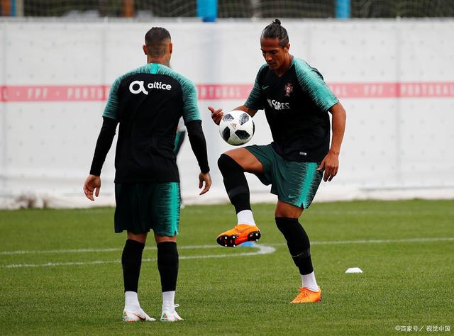 爱游戏入口-葡萄牙射击选手表现稳健夺冠