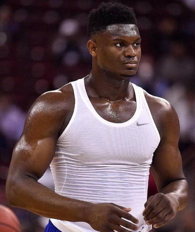 爱游戏网页版-包含新晋篮球巨星：锡安-威廉姆森迅速崭露头角的词条