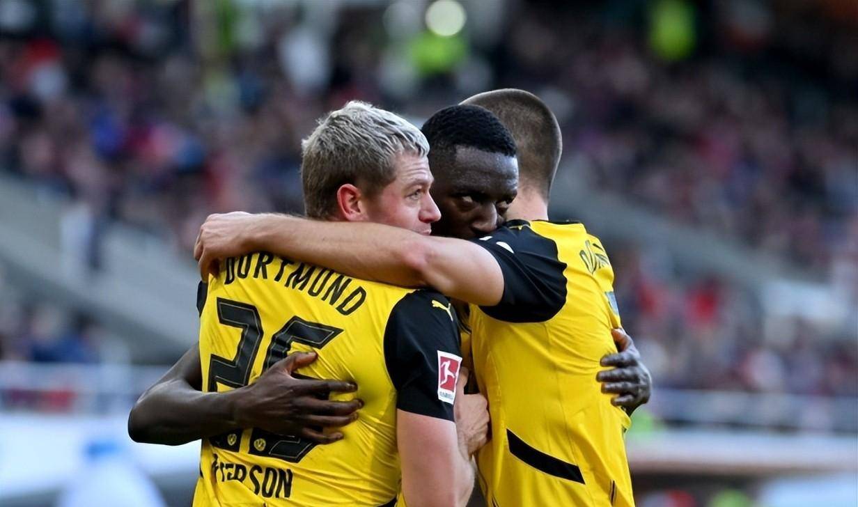 多特蒙德连续三轮不胜,困扰球队冲劲 多特蒙德连续三轮不胜,困扰球队冲劲