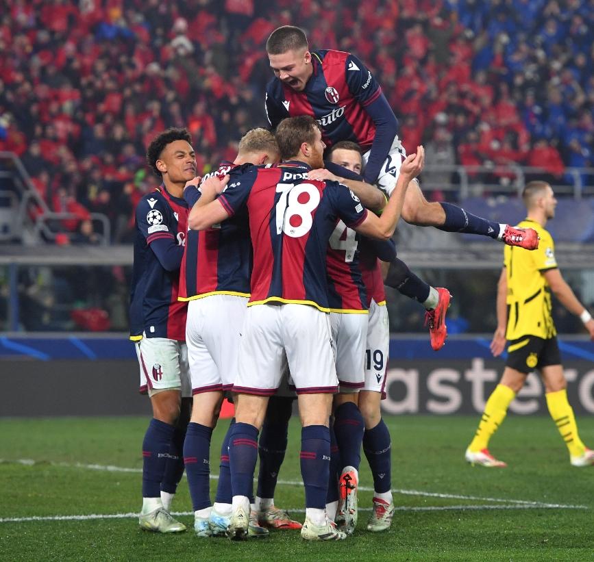 关于利物浦欧冠战败,球迷心痛不已,球队寻觅正名机会的信息 关于利物浦欧冠战败,球迷心痛不已,球队寻觅正名机会的信息