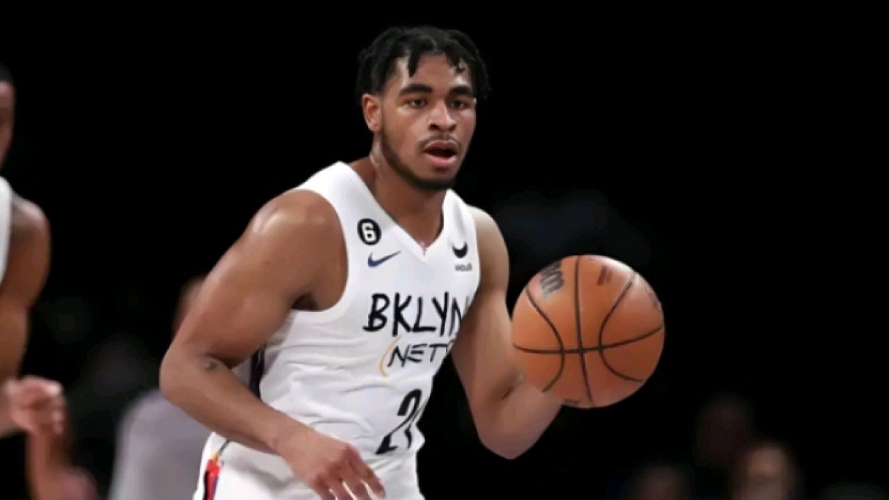 篮网外线火力全开，全队命中率超过%