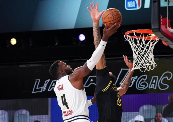 爱游戏体育直播-热火逆转小牛，霍华德分难救主的简单介绍