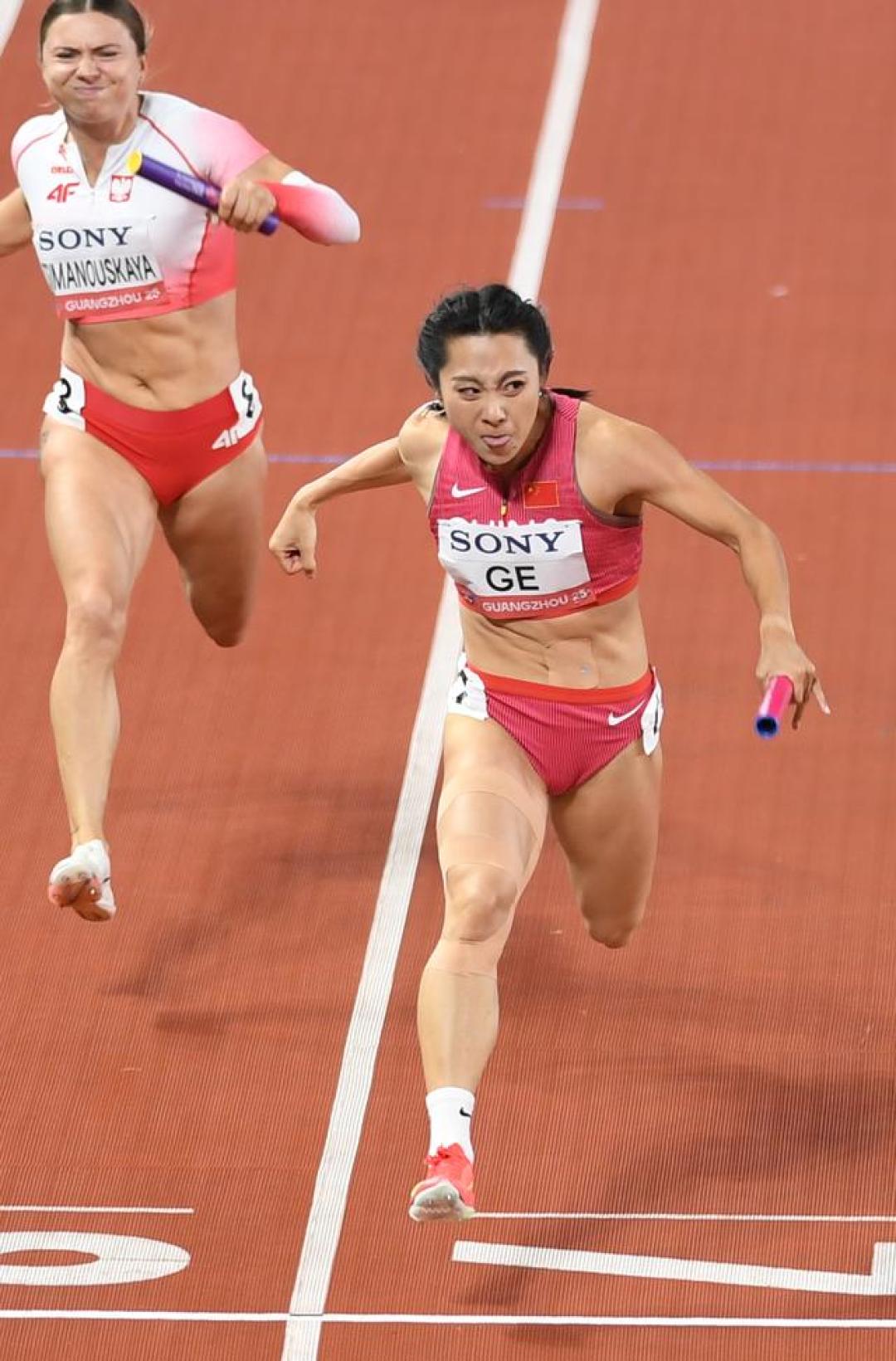 尼日利亚运动员实现逆袭，夺魁成功