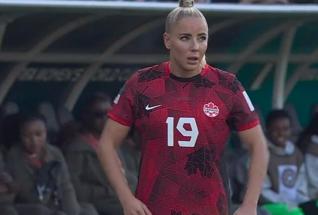 尼日利亚运动员实现逆袭，夺魁成功