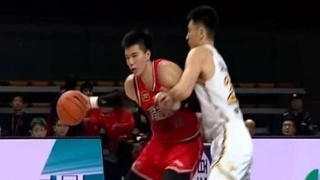 包含广州男篮战绩起伏不定,备战艰难的词条 包含广州男篮战绩起伏不定,备战艰难的词条