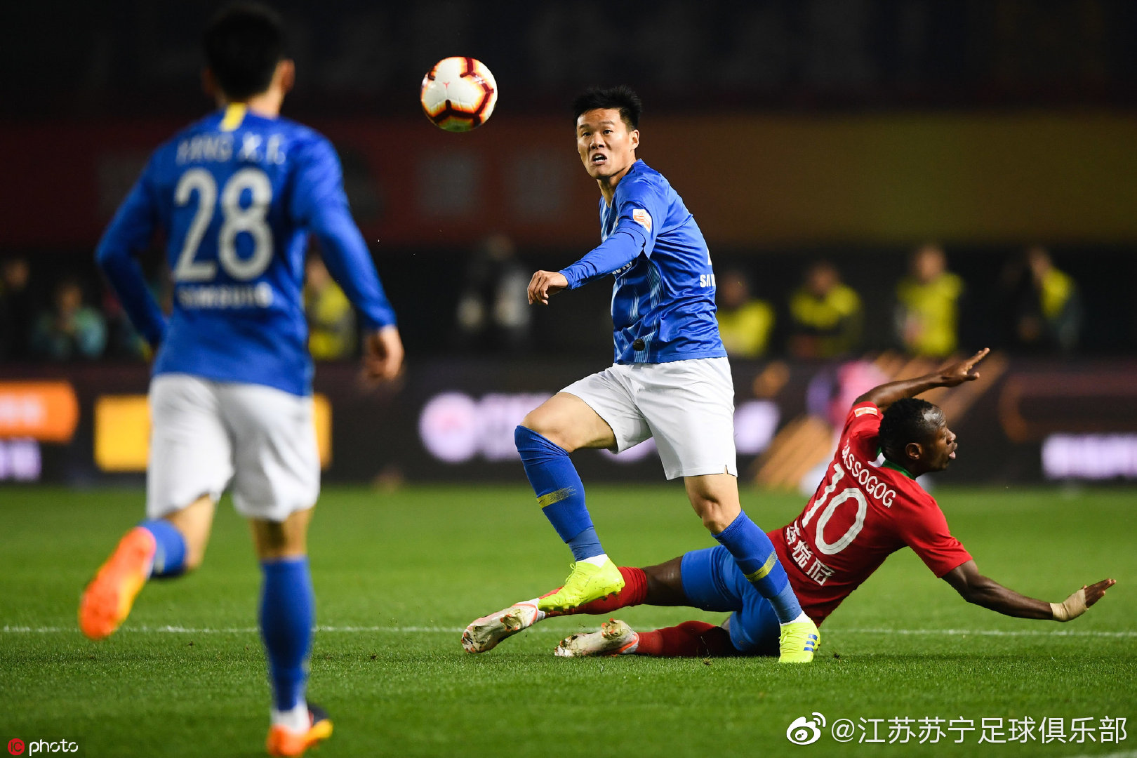 苏宁客场大胜建业,豪取连胜 苏宁客场大胜建业,豪取连胜