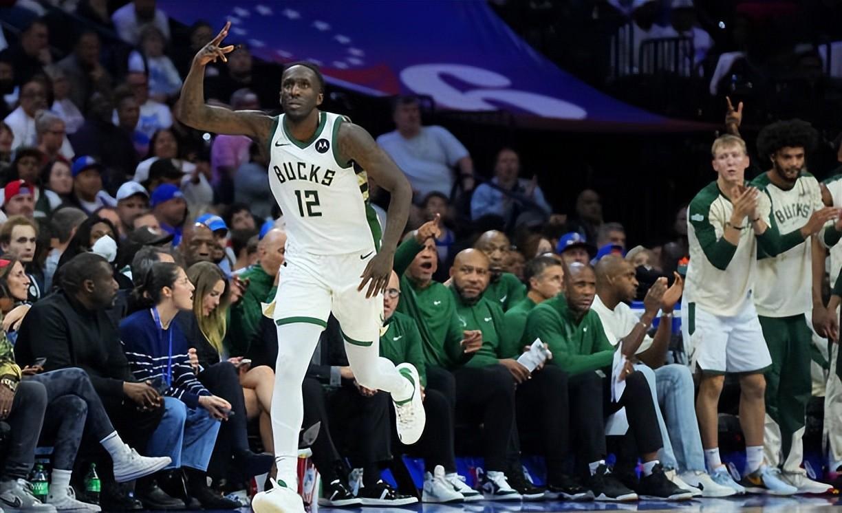 包含雄鹿大将因伤休战，季后赛前景堪忧的词条