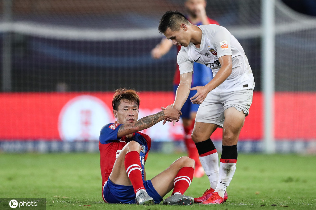 爱游戏官网网页版入口-黄海队击败上港，取得宝贵三分的简单介绍