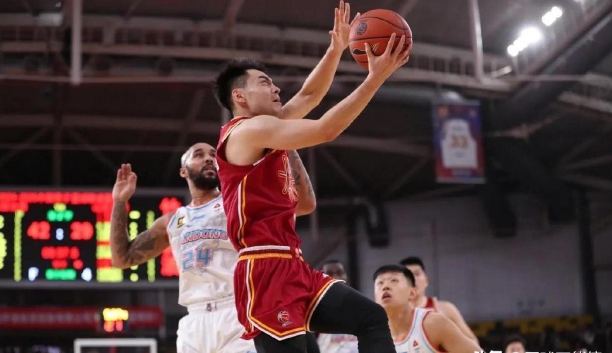 山西男篮力克对手,收获胜利好开局 山西男篮力克对手,收获胜利好开局