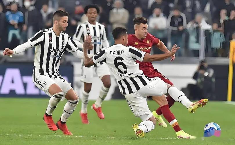 尤文图斯后防线沦陷,连续场失球的简单介绍 尤文图斯后防线沦陷,连续场失球的简单介绍